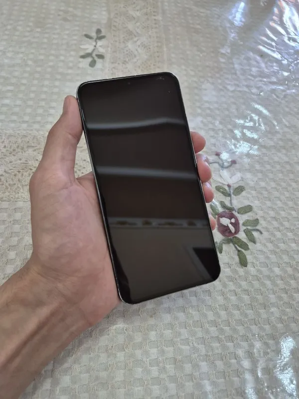 Samsung s22 plus 5g 8/256gb 4 Samsung s22 plus 5g 8/256gb 4