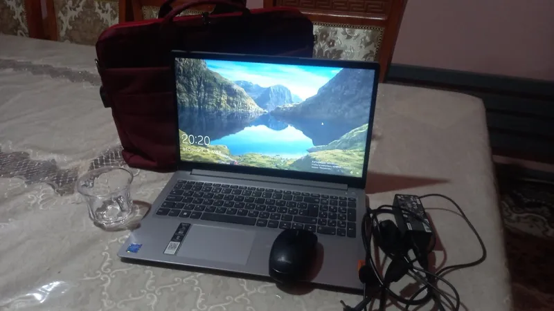 Lenovo IdeaPad noutbook sotiladi — фото 2