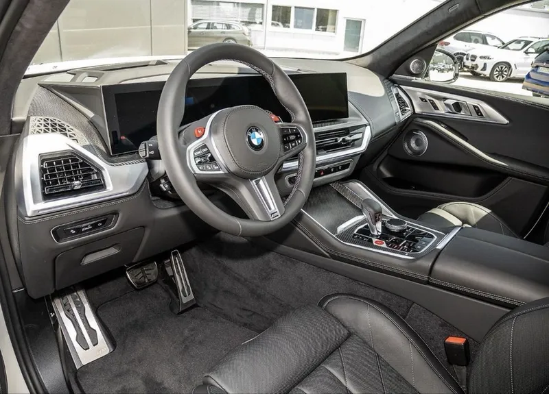 BMW XM 50e 2026 new 4