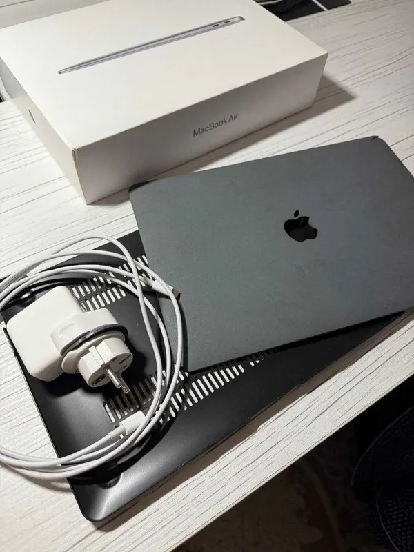 Macbook notebook 5