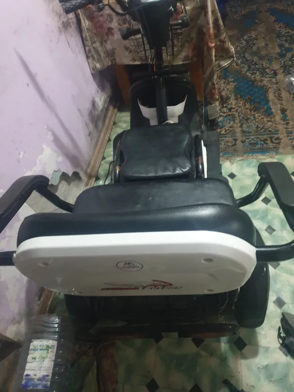 Armada Motors 8