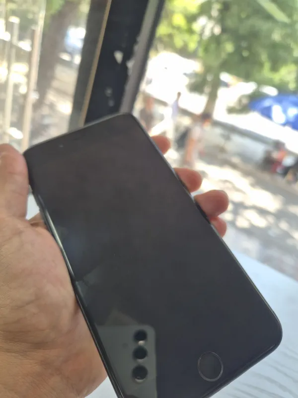 Iphone 7 / 128GB LL/A — фото 1