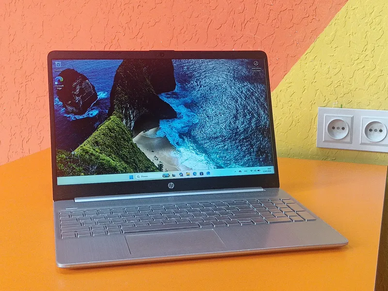 Ноутбук HP Laptop