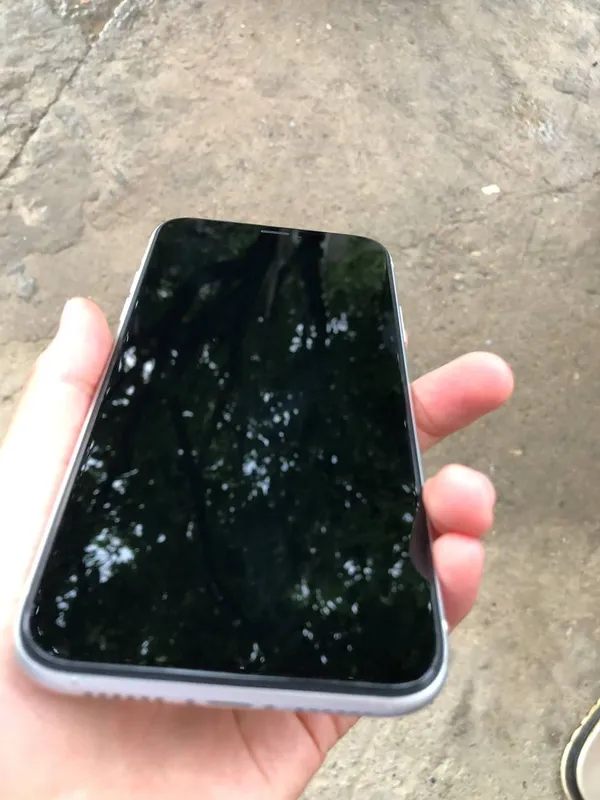 iphone xr ёмкость 67 256гб только корпус алмашган — фото 6