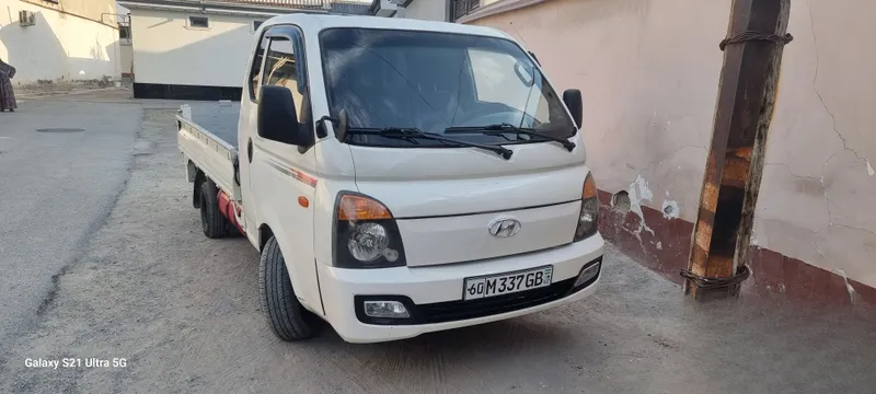 Hyundai Porter sotiladi 1 Hyundai Porter sotiladi 1