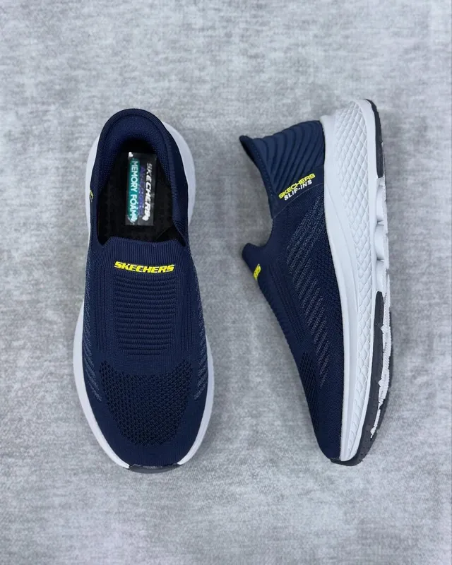 SKECHERS New Collection SKECHERS New Collection