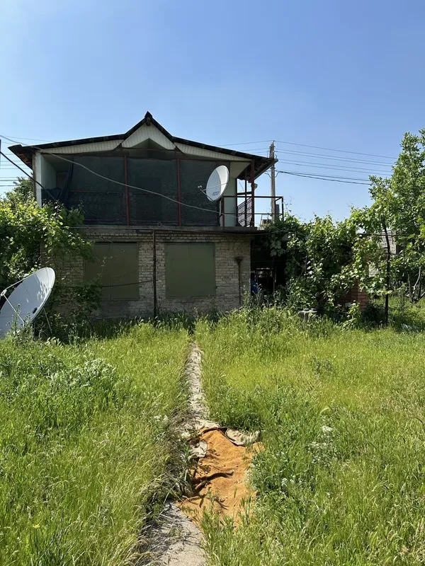 Продаётся дача чирчик тукай дача 4 сотки 2 этажа