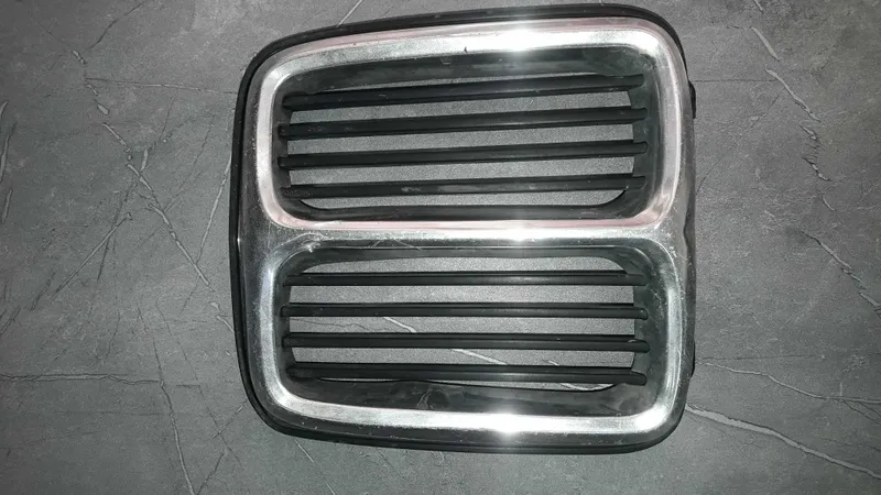 BMW old qismlari : Orginal faralar ,agoblisofka ,radiator panjara — фото 1