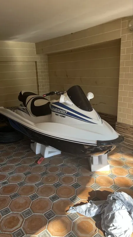 Продам гидроцикл Jet Sky 3 Продам гидроцикл Jet Sky 3