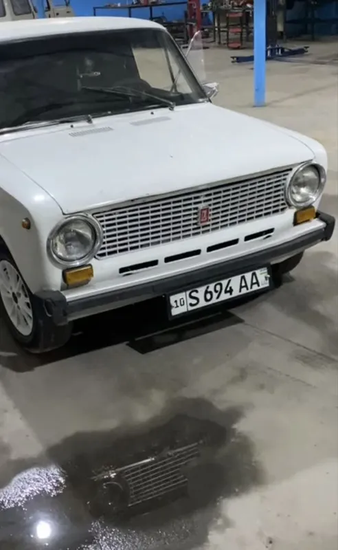 Vaz 2101 Kapeka 1981 yil 1 Vaz 2101 Kapeka 1981 yil 1