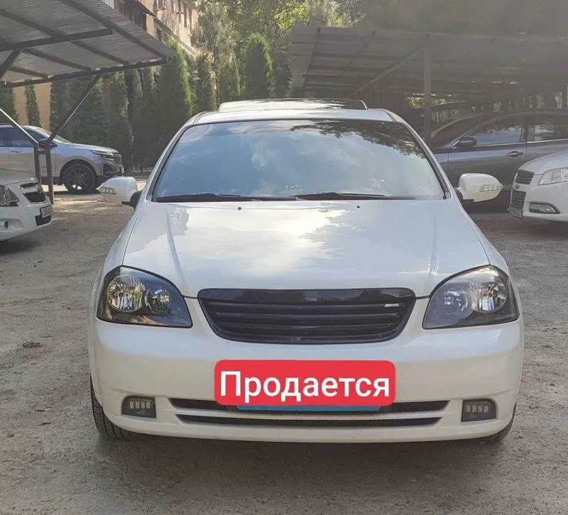 Продам автомобиль Chevrolet lacetti 5