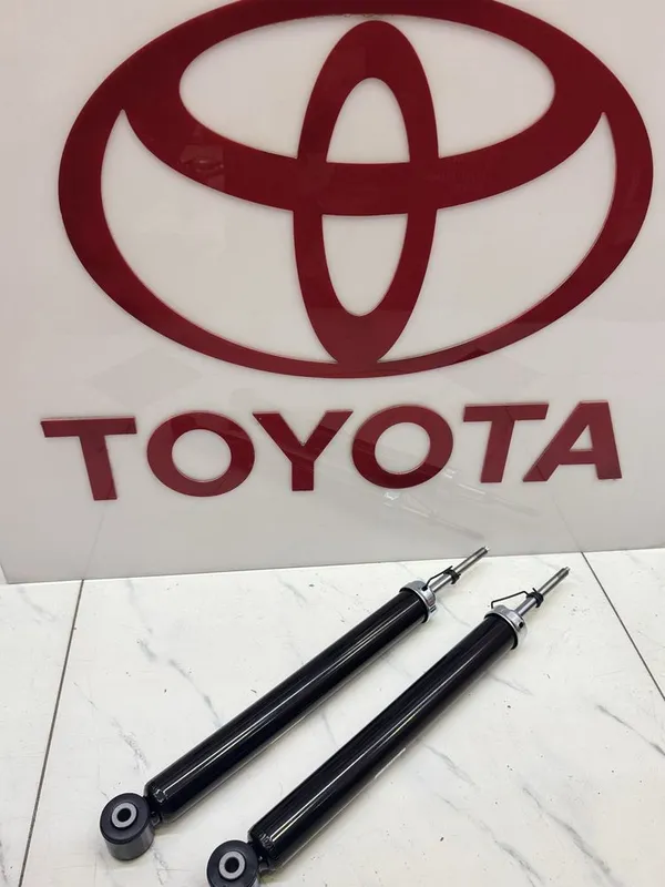 Амартизатор задние Toyota Yaris 1 Амартизатор задние Toyota Yaris 1