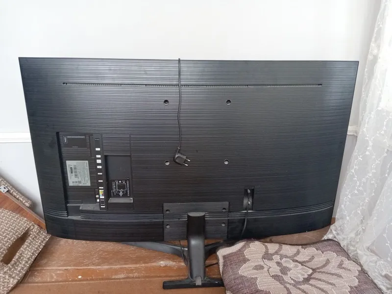 Samsung ue49nu7500u