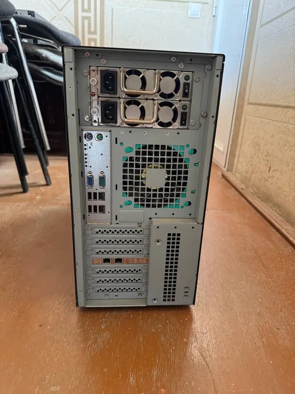 SERVER 4 SERVER 4