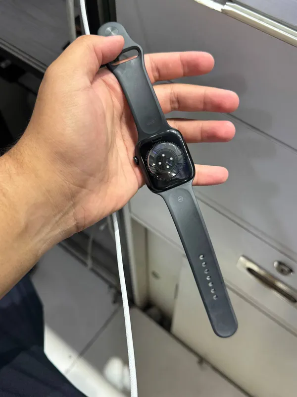 Apple Watch 10/46 2 Apple Watch 10/46 2