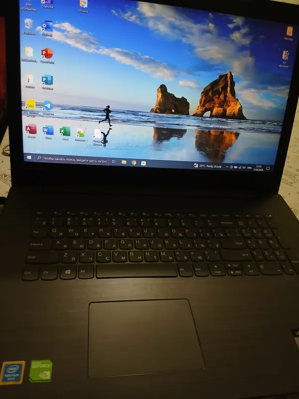 Holati ideal yangi  300$ kelishilad