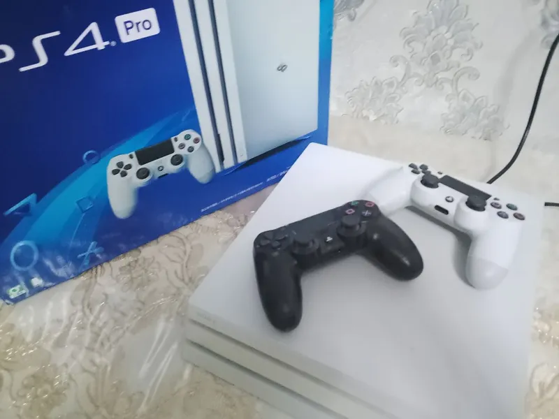 Playstation 4 pro 4