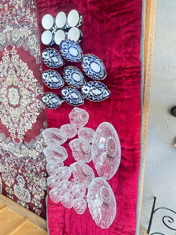Hurustal va chinni Naborla sotialdi