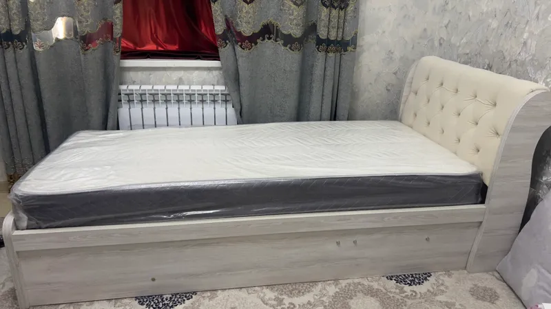 Bir kishilik krovat