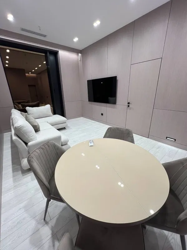 ЖК Prestige Gardens, ШОТТА Руставелли ,Яккасарайский район ,парковка и 1