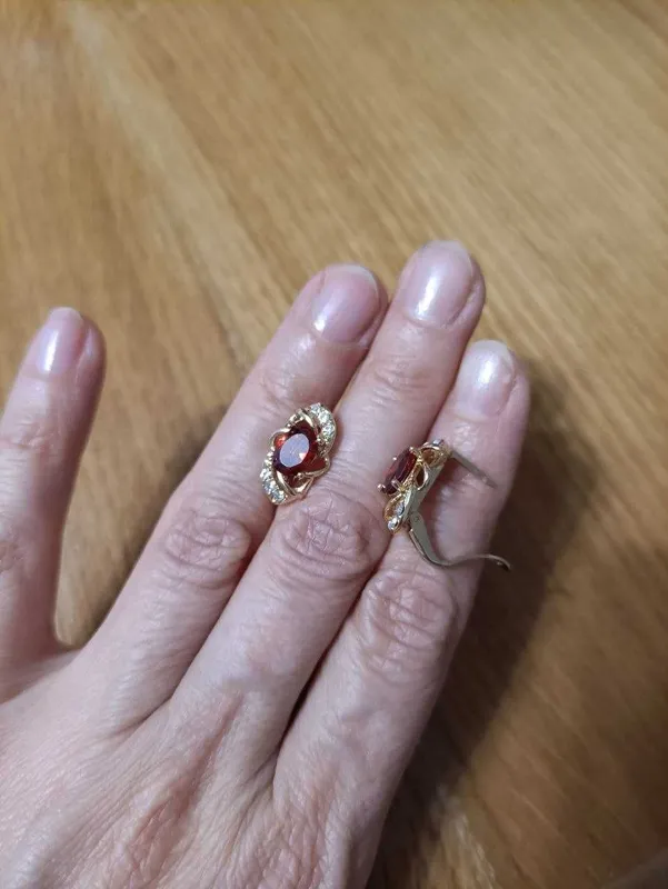 сережки бижутерия, интересный дизайн под ювелирку