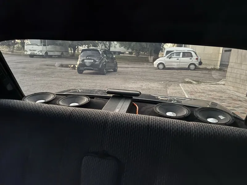 Vaz2107 yili 2008 narxi 5200$ mator 1.6 piryora 6