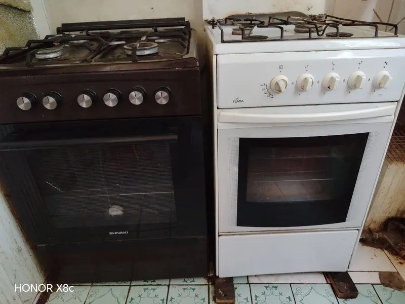 Газ плиты, оба продаются 1