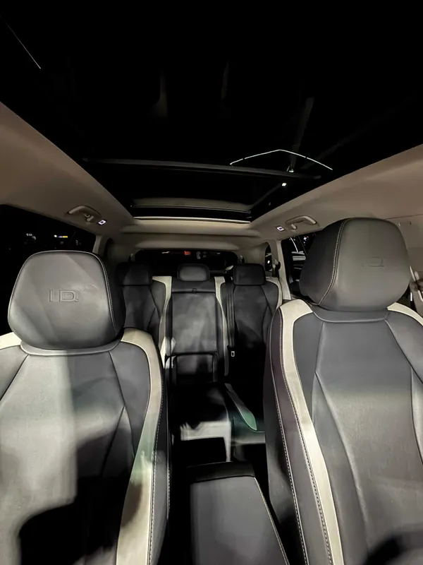 Sotiladi: Volkswagen ID.6 Pure+ 8