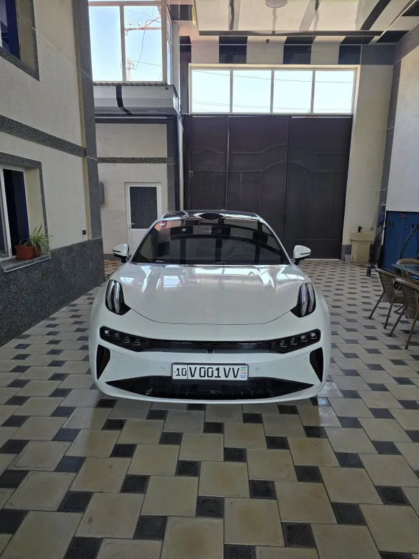 Zeekr 001 YOU Z-sport 2025/2025 100kWh akkumlyator 3.3 sec 0-100km/s 7 Zeekr 001 YOU Z-sport 2025/2025 100kWh akkumlyator 3.3 sec 0-100km/s 7