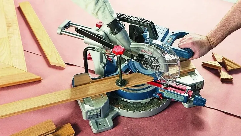 Bosch пила торцовочная 8