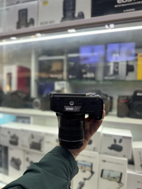 Canon 700 D + 18-55 mm is stm — фото 3