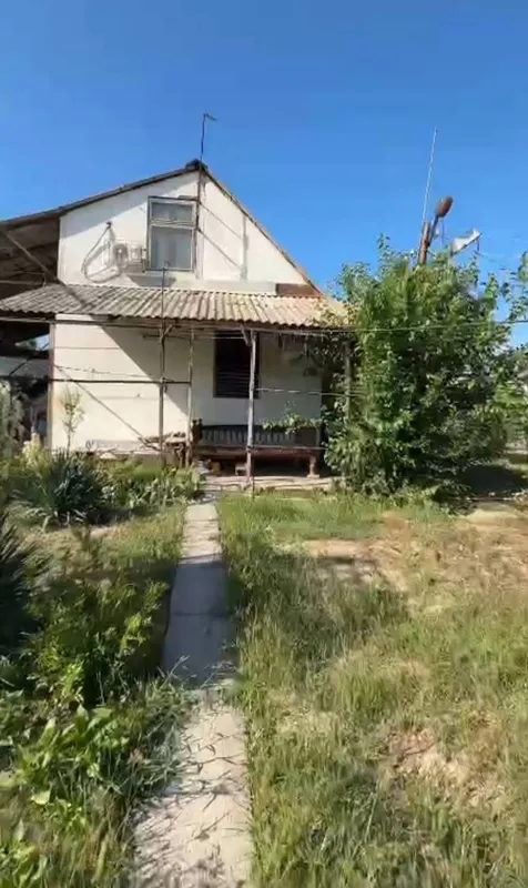 Продаётся своя дача