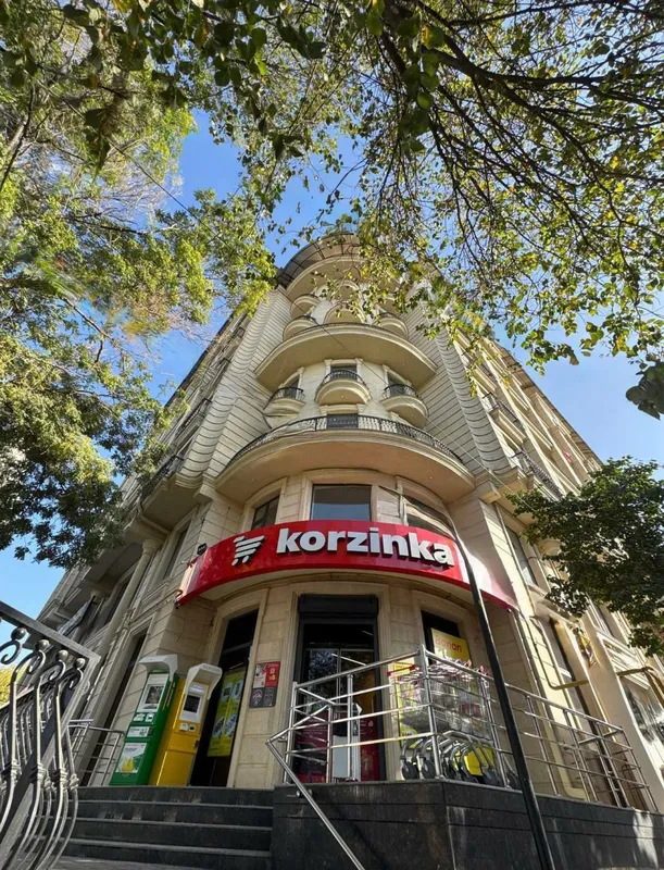 Продаётся квартира с ремонтом и мебелью в Юнусабадском районе