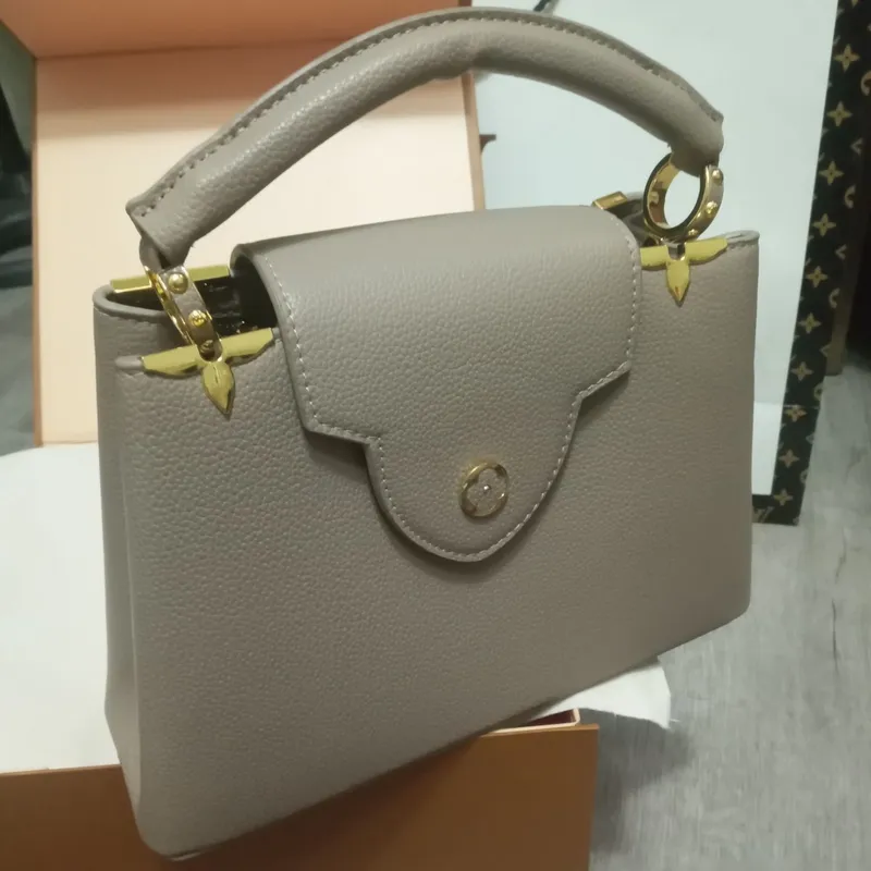 Louis Vuitton sumkasi 3