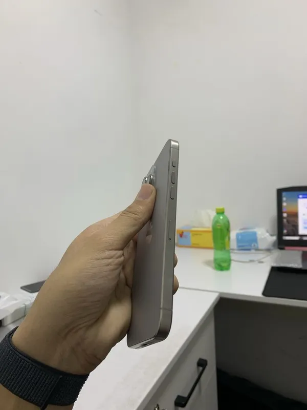 Iphone 15ProMax 256 GB 100% Natural — фото 2