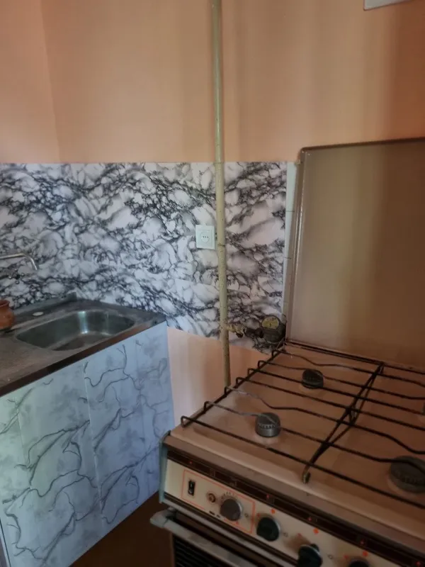 Olmazor metrosi, Naqshlikda 1 xonali ijaraga 2