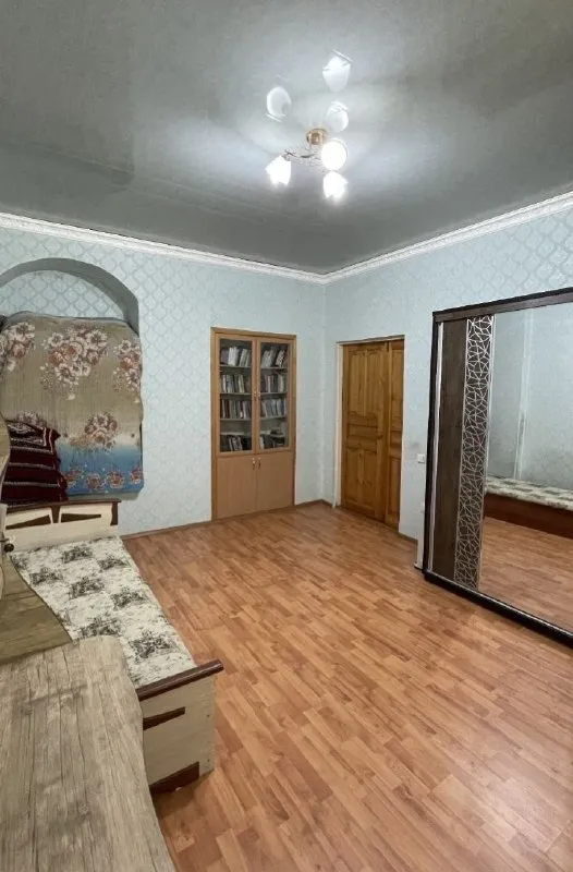 3 xonali kvartira, 65 m², Mirobod 3