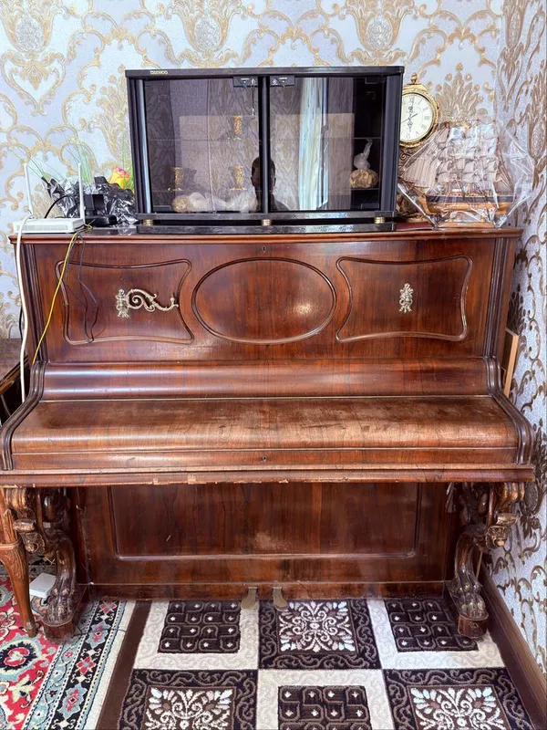 Продается немецкое пианино A. Meistereck Berlin 1
