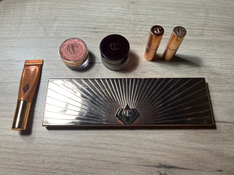 Косметика Charlotte Tilbury оригинал 1 Косметика Charlotte Tilbury оригинал 1