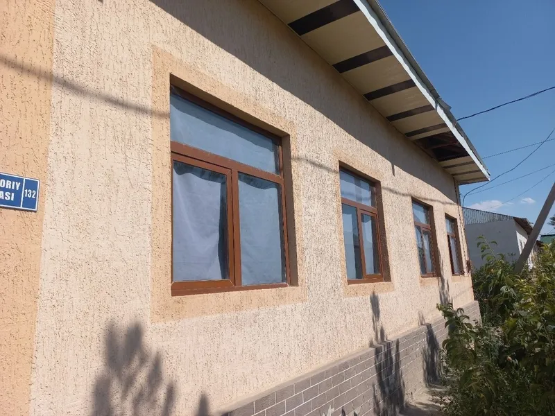 Hovli sotiladi 6 sotix 3