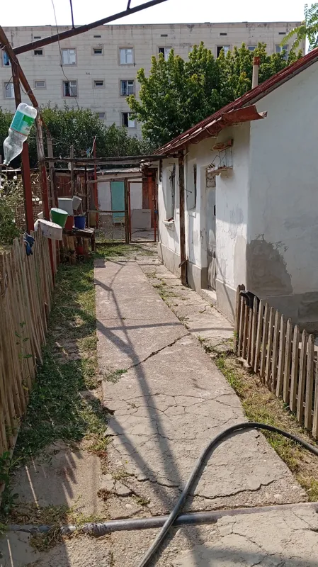 Uy sotiladi 3 Uy sotiladi 3