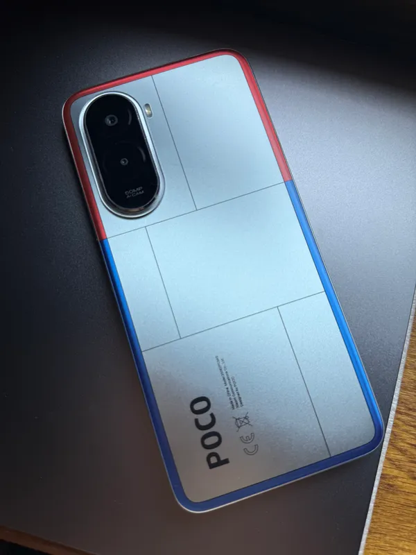 Poco M7