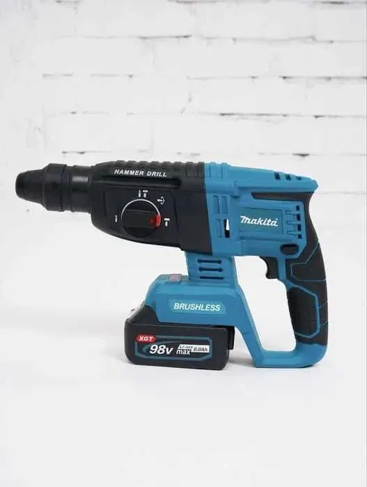 Makita akkumulyatorli instrumentlar to‘plami 6x1 da набор инструментов 2 Makita akkumulyatorli instrumentlar to‘plami 6x1 da набор инструментов 2