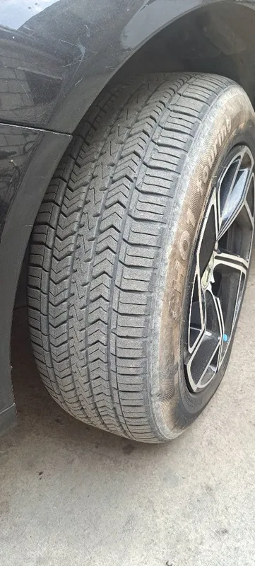 Yangi shina va diskasi bilan birga