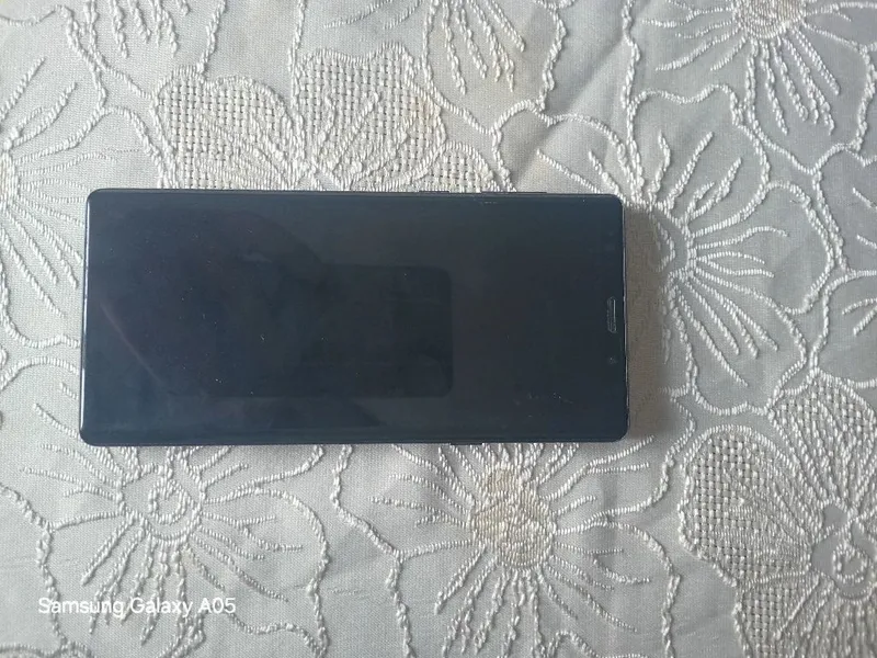 Samsung not 9 sotiladi 1 Samsung not 9 sotiladi 1