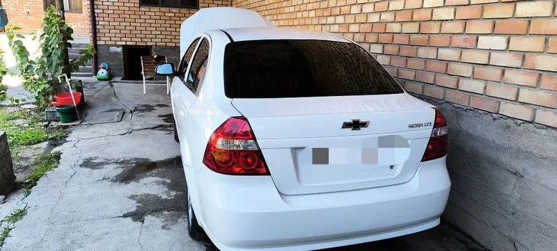 Neksiya 3 avtomobili 2 Neksiya 3 avtomobili 2