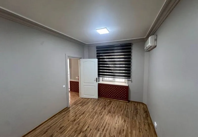 Аренда под офис 146кв.м 5 комната, недалеко Мирабад Авеню! 2400 у.е — фото 1