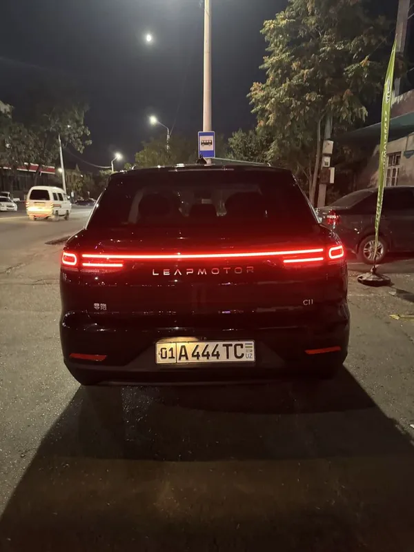 Leapmotor c11 full pozitsiya 5