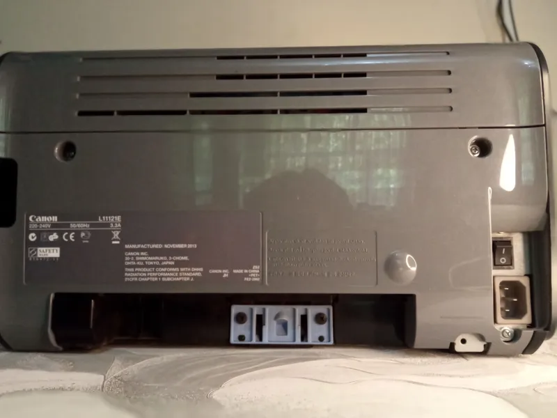 2ta Printer sotiladi Canon 4