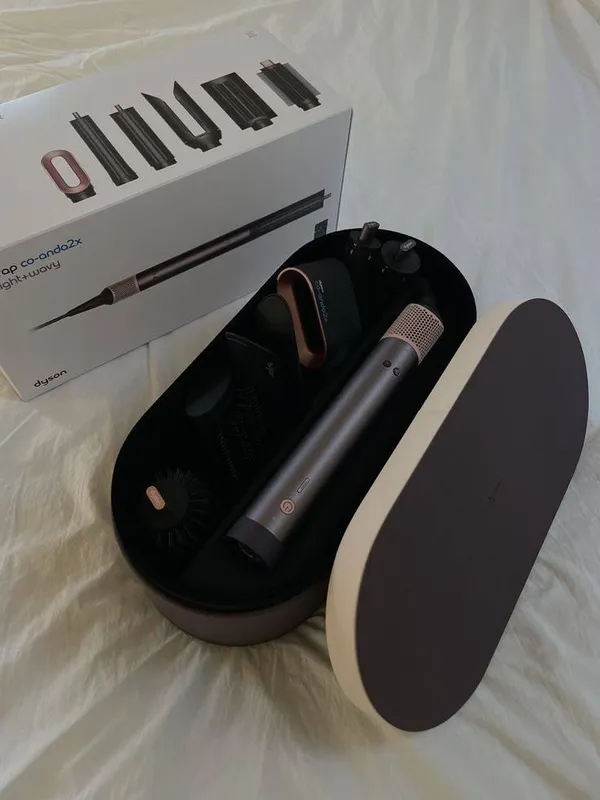 Dyson Airwrap HS08 Jasper Plum — глубина цвета, сила технологии — фото 1